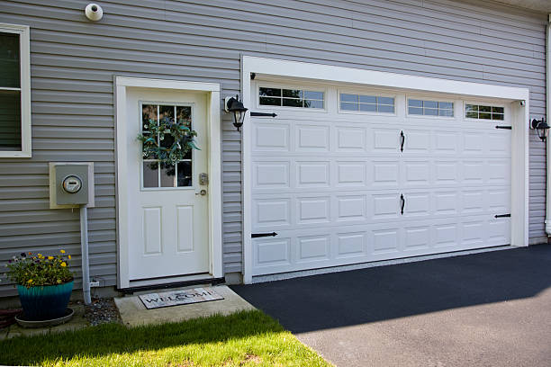 24/7 Emergency Garage Door Panel Replacement experts in McCleary, WA